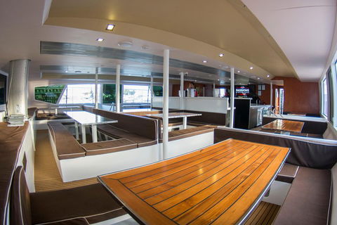 Passions Of Paradise Great Barrier Reef Snorkel And Dive Cruise From Cairns By Luxury Catamaran - Restaurant Darwin 5