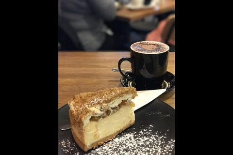 Adelaide City Highlights With Hahndorf And Mt. Lofty - Restaurant Darwin 1