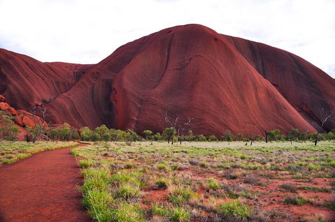 Ayers Rock Combo: Uluru Base And Sunset Plus Uluru Sunrise And Kata Tjuta With An Optional BBQ Dinner Or Kings Canyon Day Trip - Restaurant Darwin 5