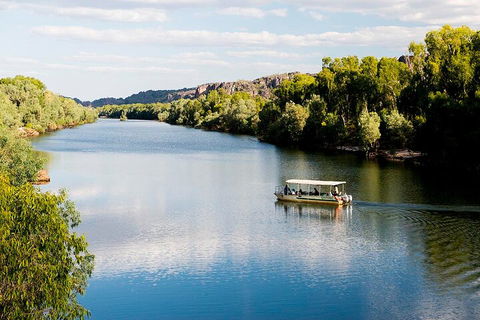 7 Days Darwin, Kakadu National Park, Katherine Gorge Touring Package - Restaurant Darwin 1