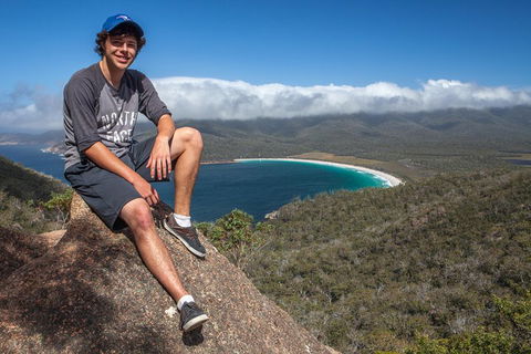 3-Day Tasmania Combo: Launceston To Hobart Active Tour Including Cradle Mountain, Freycinet National Park And Port Arthur - Restaurant Darwin 1