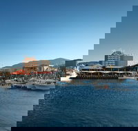 Hobart City Sightseeing Tour including MONA Admission - Restaurant Darwin