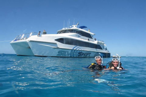 Silverswift Outer Great Barrier Reef Dive And Snorkel Cruise From Cairns - Restaurant Darwin 4