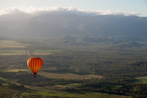 Hot Air Ballooning Tour From Cairns - Restaurant Darwin 0