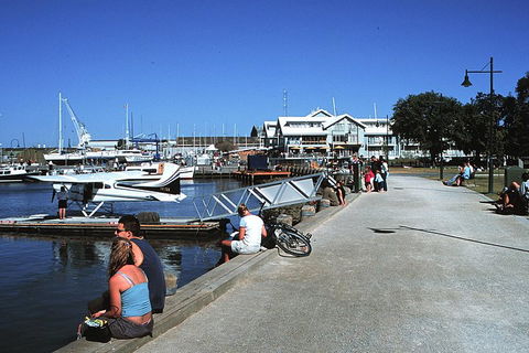 Melbourne City And Williamstown Ferry Cruise - Restaurant Darwin 2