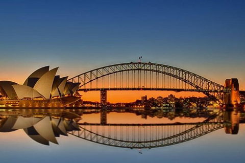 The Rocks & Darling Harbour With A Local: Private & Personalized - Restaurant Darwin 4