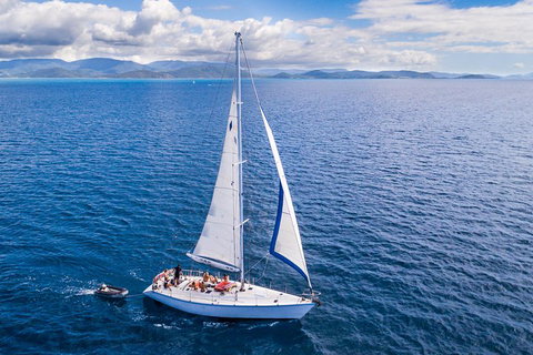 2 Night Small Group Whitsundays Sailing Adventure Aboard Mandrake - Restaurant Darwin 3