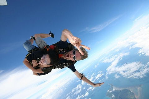 Byron Bay Tandem Sky Dive - Restaurant Darwin 1