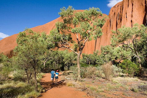 Full Uluru Base Walk At Sunrise Including Breakfast - Restaurant Darwin 0