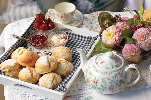 Brisbane Day In The Country Full-Day Small-Group Tour With Lunch - Restaurant Darwin 1