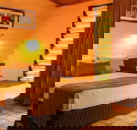 3 Day 4WD Dragonfly Dreaming Accommodated Top End Safari - Restaurant Darwin