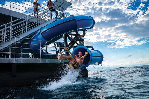 Outer Reef Pontoon Experience From Cairns - Restaurant Darwin 3