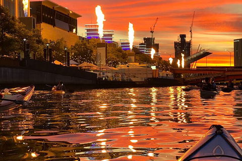Melbourne Sunset Kayaking Experience With Dinner - Restaurant Darwin 4