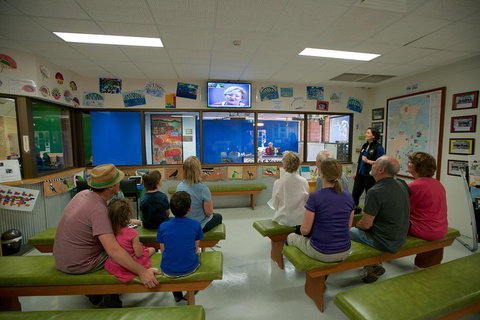 Skip The Line: Alice Springs School Of The Air Guided Tour Ticket - Restaurant Darwin 1