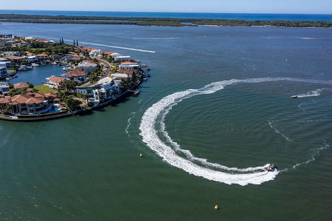 Jet-Boat Ride And Helicopter Flight From The Gold Coast - Restaurant Darwin 1