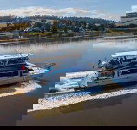 2.5 Hour Morning Discovery Cruise including sailing into the Cataract Gorge - Restaurant Darwin