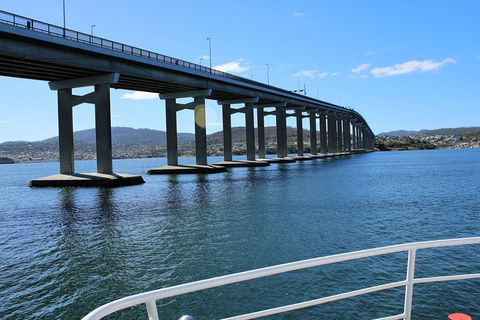 Derwent River Historic Harbour Cruise From Hobart - Restaurant Darwin 0