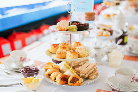 High Tea Cruise On Popeye - Restaurant Darwin 4