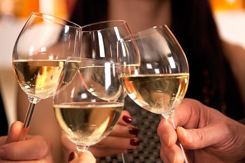 Yarra Valley Private Car Winery Tour And Chocolate.1-7 Passengers One Car Price - Restaurant Darwin 5