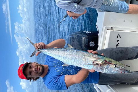 Full Day 9.5 Hour Offshore Fishing Charter - Restaurant Darwin 2