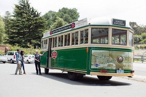Hobart Half-Day Sightseeing Coach Tram Tour - Restaurant Darwin 0