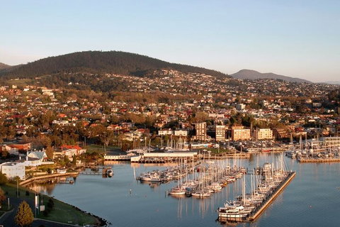 Wonderful Hobart Self-Guided Audio Tour - Restaurant Darwin 1