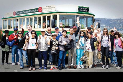 Hobart Half-Day Sightseeing Coach Tram Tour - Restaurant Darwin 1