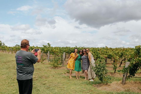 Central Pokolbin, Hunter Valley Hop-On And Hop-Off Bus - Restaurant Darwin 1