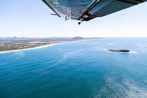 Deluxe Seaplane Tour Noosa To Glasshouse Adventure For 2 With Photobook - Restaurant Darwin 5