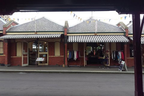 Melbourne City Private Tour - Restaurant Darwin 1