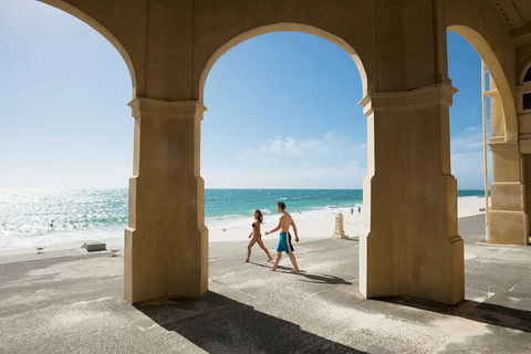 Wonderful Perth Self-Guided Audio Tour - Restaurant Darwin 2