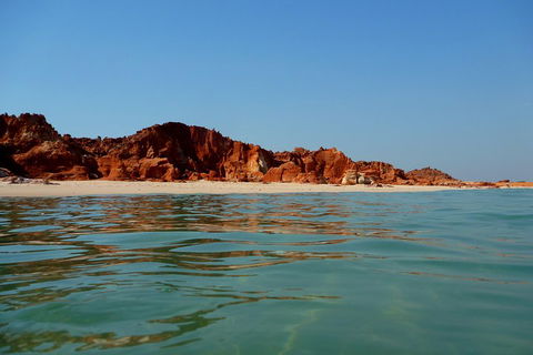 Cape Leveque And Aboriginal Communities From Broome (Optional Scenic Flight) - Restaurant Darwin 2