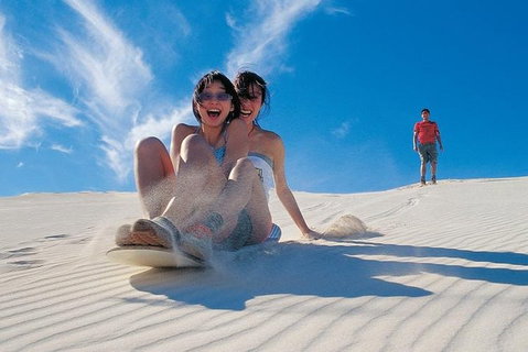 Full Day Pinnacle Desert Explorer From Perth Including Hillarys And Lancelin Sandboarding - Restaurant Darwin 1