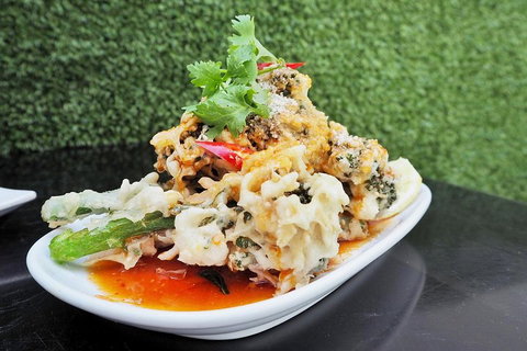 Secret Food Tours Sydney W/ Private Tour Option - Restaurant Darwin 0